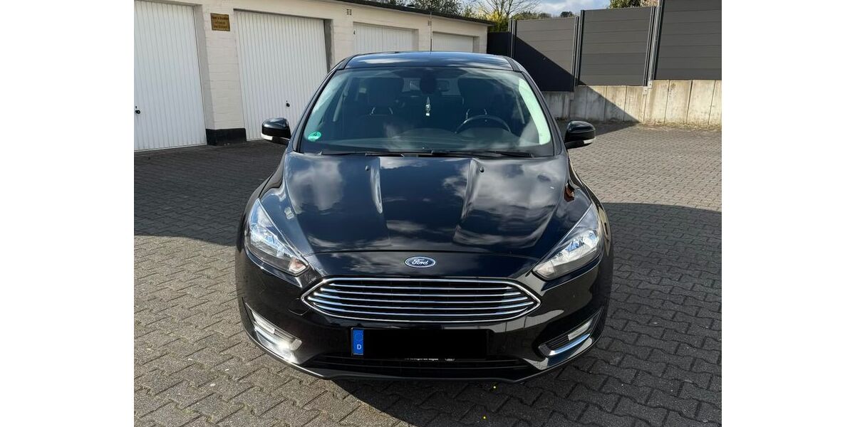 Ford Focus 68.000 km 8.700 &euro; Oer-Erkenschwick 45739