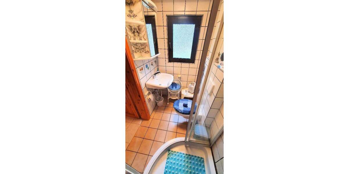 Mehrfamilienhaus, Wohnhaus Iserlohn Drüpplingsen - 3 Zimmer, 74 m&sup2;, 95.000&euro; | Angebot:25671103