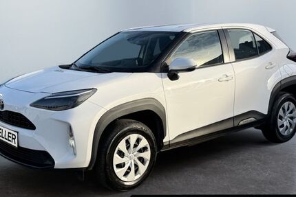 Toyota Yaris Cross 27.565 km 20.780 &euro; Hamm 59067