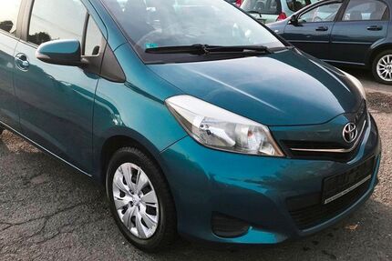Toyota Yaris 194.449 km 4.499 &euro; Unna 59425
