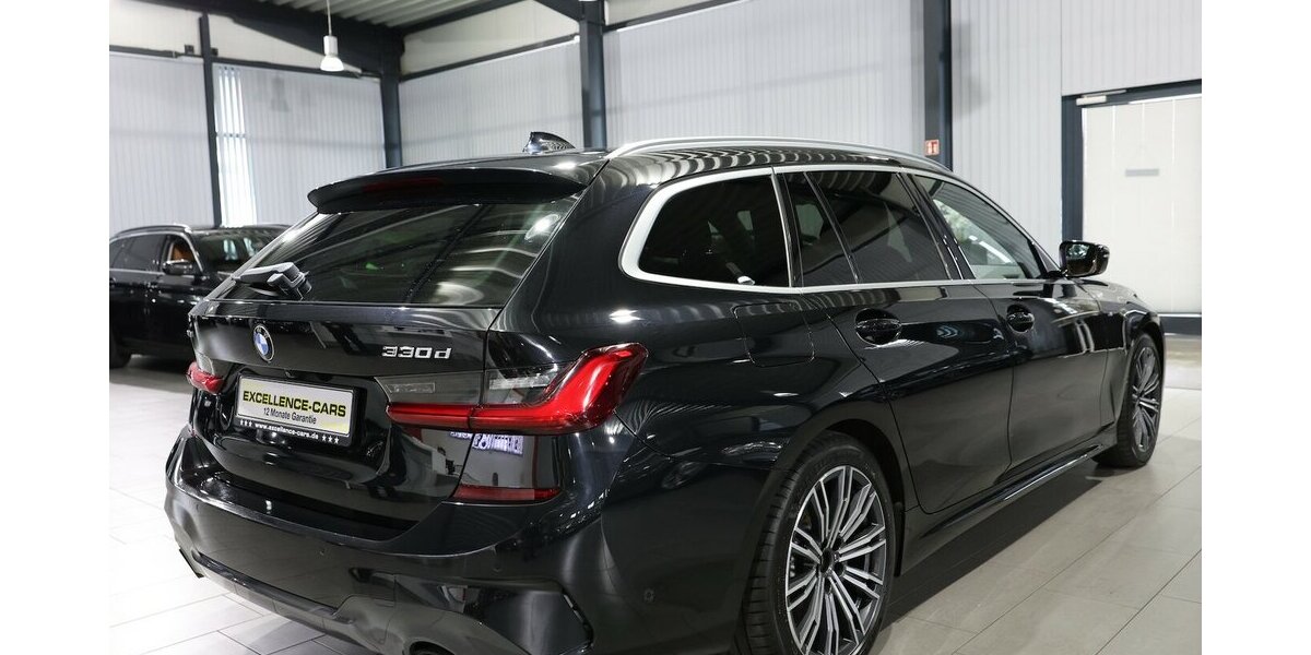 BMW 330d Touring xDrive M-SPORT BLACK & BROWN / LED 135.000 km 28.883 &euro; Hamm 59077
