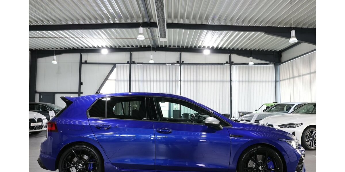 VW Golf VIII 2.0 TSI DSG 4M R-PERFROMANCE BLACK STY 40.000 km 36.777 &euro; Hamm 59077