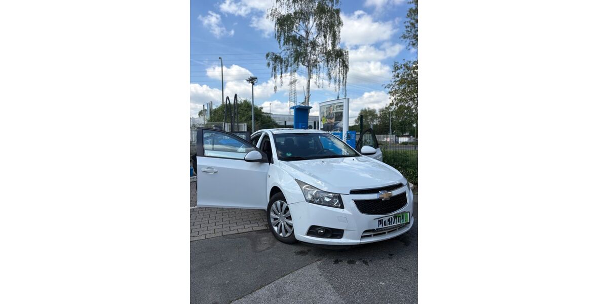 Chevrolet Cruze 207.000 km 2.850 &euro; Dortmund 44145