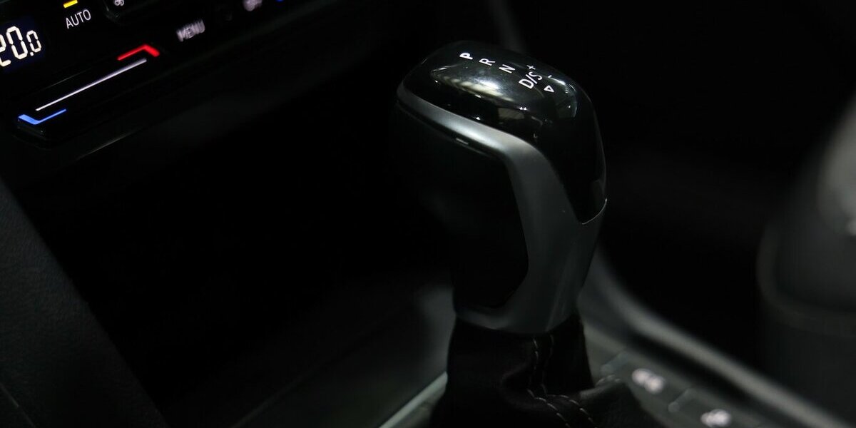 VW Tiguan 2.0 TDI DSG R-LINE 4M ALL-BLACK PANORAMA 173.000 km 26.555 &euro; Hamm 59077