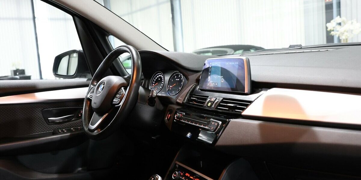 BMW 216 Gran Tourer dA ADVANTAGE / 7-SITZER / LED 193.000 km 7.902 &euro; Hamm 59077