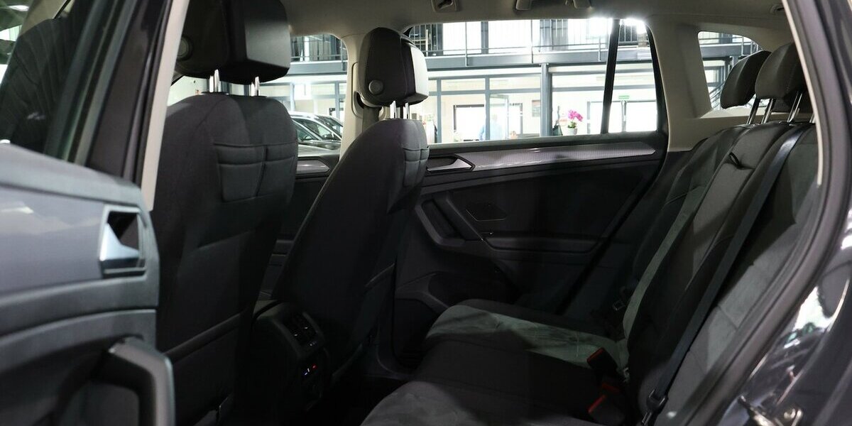 VW Tiguan 2.0 TDI DSG 4M IQ LIFE LED, HEAD-UP, NAVI 105.000 km 23.888 &euro; Hamm 59077