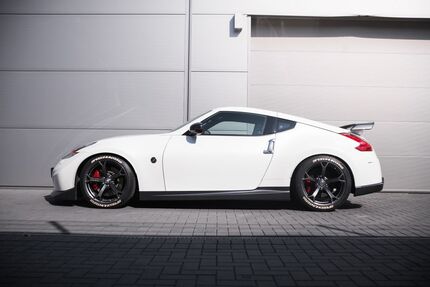 Nissan 370Z 33.300 km 44.900 &euro; Holzwickede 59439