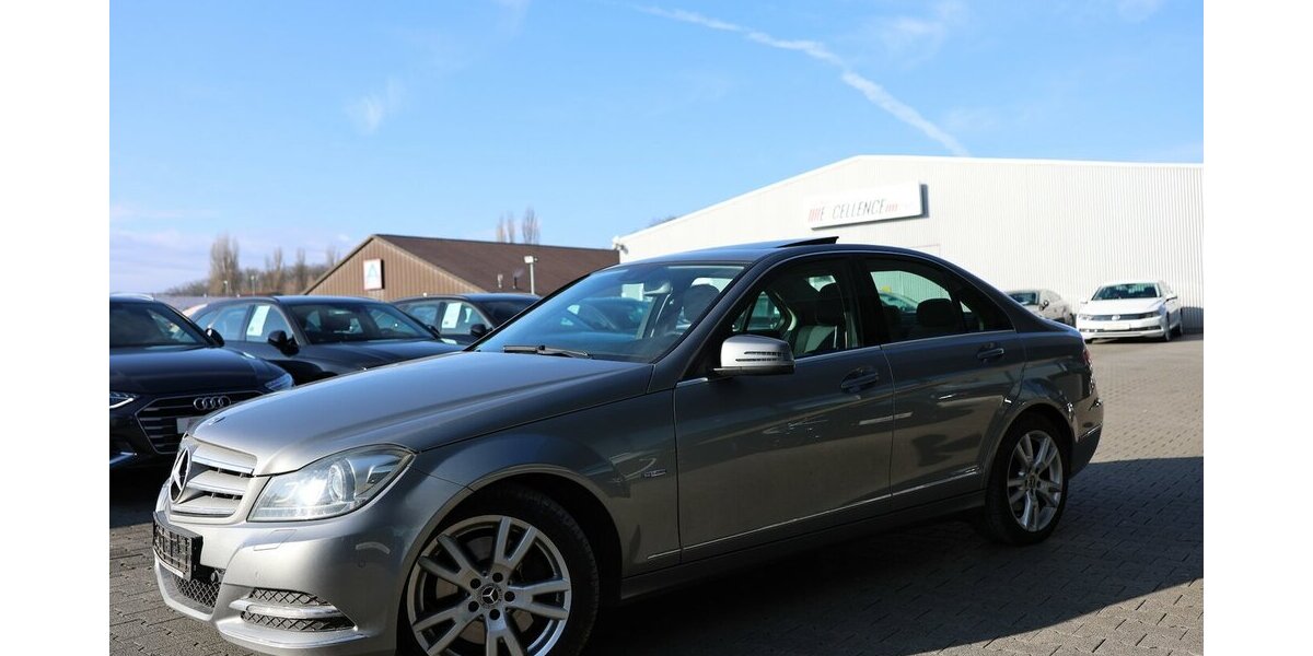 Mercedes-Benz C 350 CGI BE AVANTGARDE SCHIEBEDACH,XENON,LEDER 206.000 km 8.802 &euro; Hamm 59077