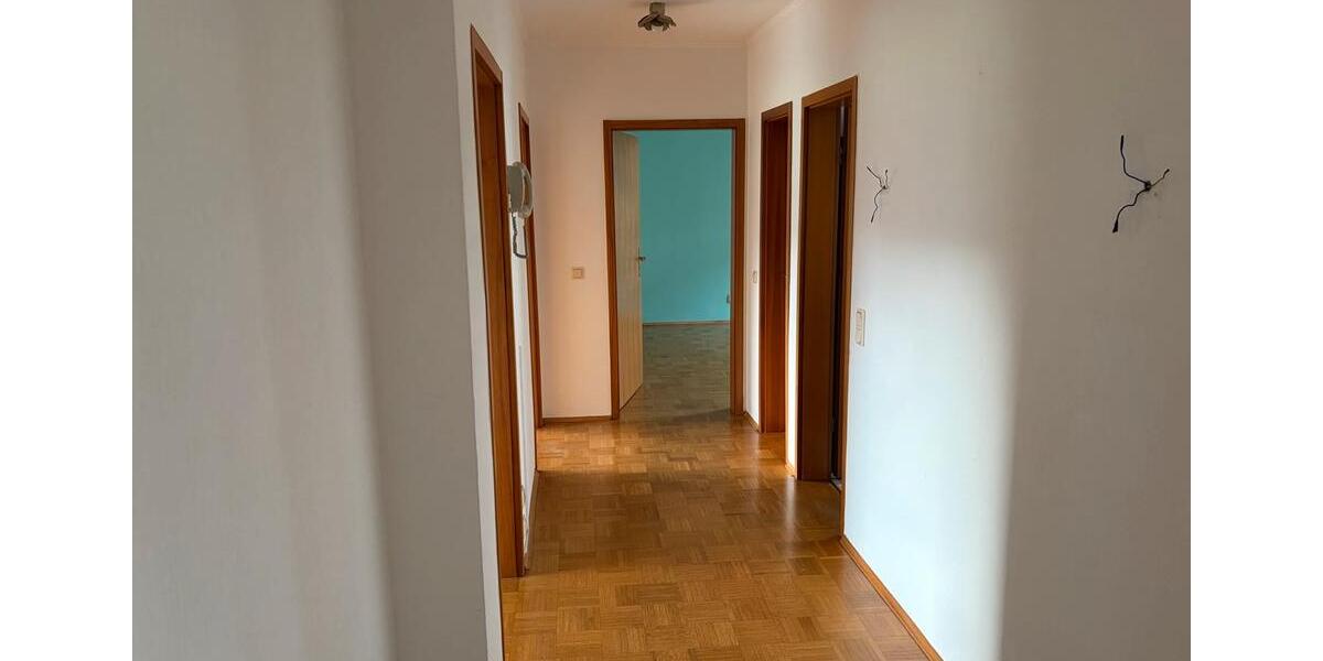 Etagenwohnung Lünen Brambauer - 4.5 Zimmer, 106 m&sup2;, 1.150&euro; | Angebot:24795136