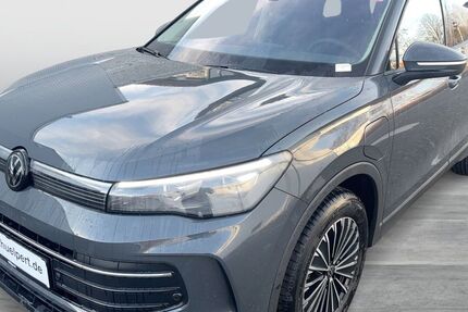VW Tiguan 8.200 km 40.644 &euro; Bergkamen 59192