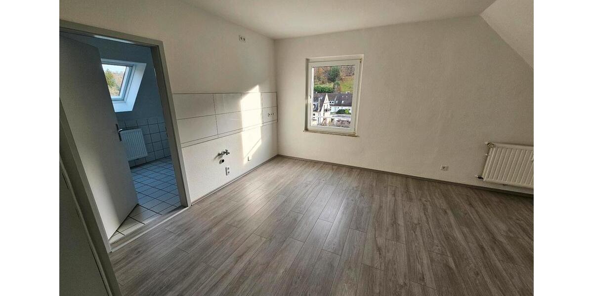 Dachgeschoßwohnung Hagen Hagen-Mitte - 1.5 Zimmer, 70 m&sup2;, 550&euro; | Angebot:25023226