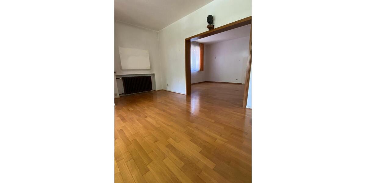 Einfamilienhaus Hamm - 5.5 Zimmer, 140 m&sup2;, 420.000&euro; | Angebot:27007656