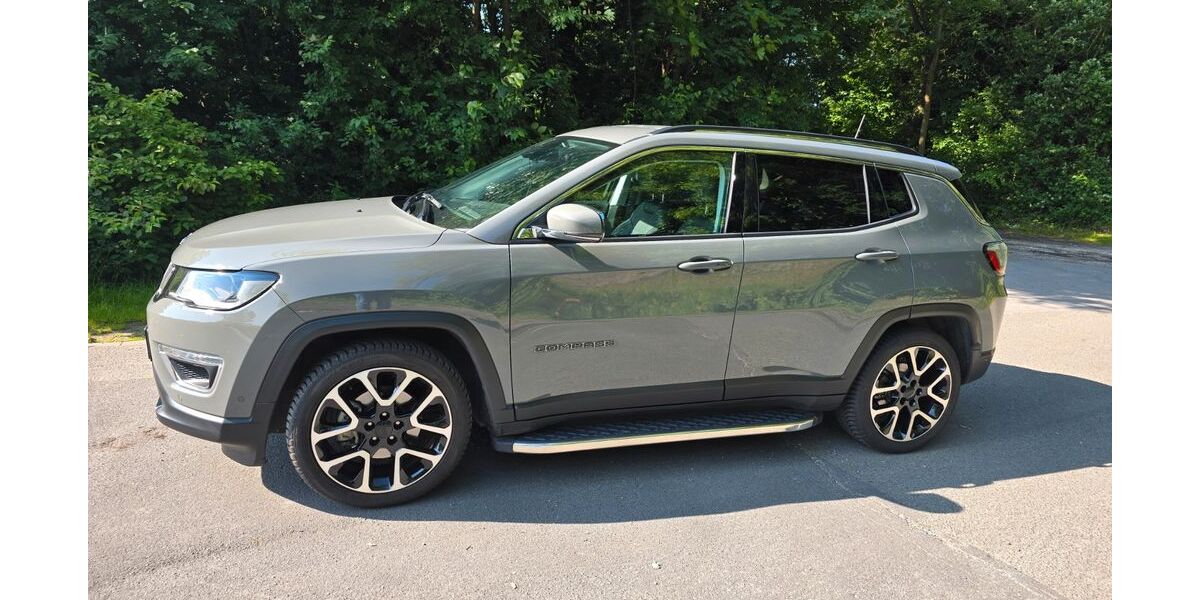 Jeep Compass 9.897 km 22.900 &euro; Datteln 45711