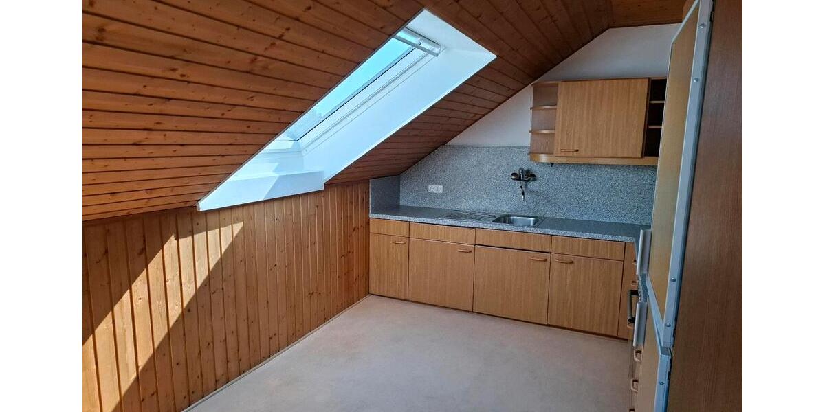 Dachgeschoßwohnung Dortmund Huckarde - 3 Zimmer, 74 m&sup2;, 560&euro; | Angebot:26019183