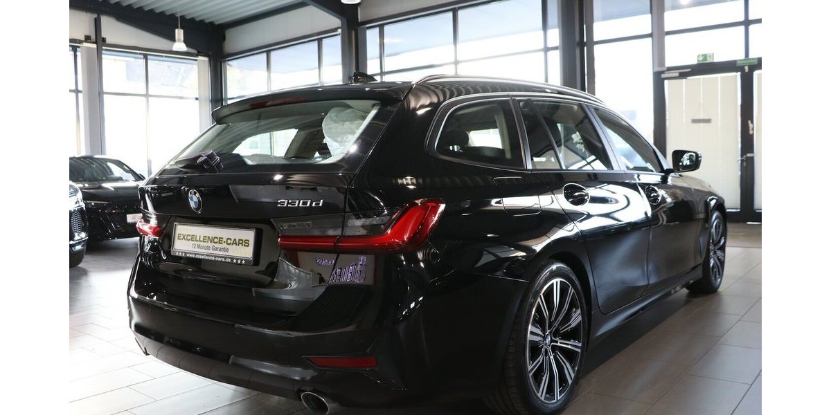 BMW 330d Touring ADVANTAGE / LED / LIVE+NAVI+ 149.000 km 22.993 &euro; Hamm 59077