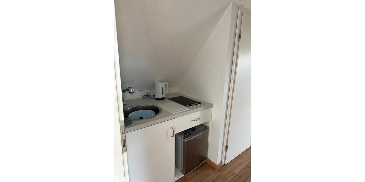 Dachgeschoßwohnung Dortmund Mengede - 1 Zimmer, 20 m&sup2;, 350&euro; | Angebot:25993002