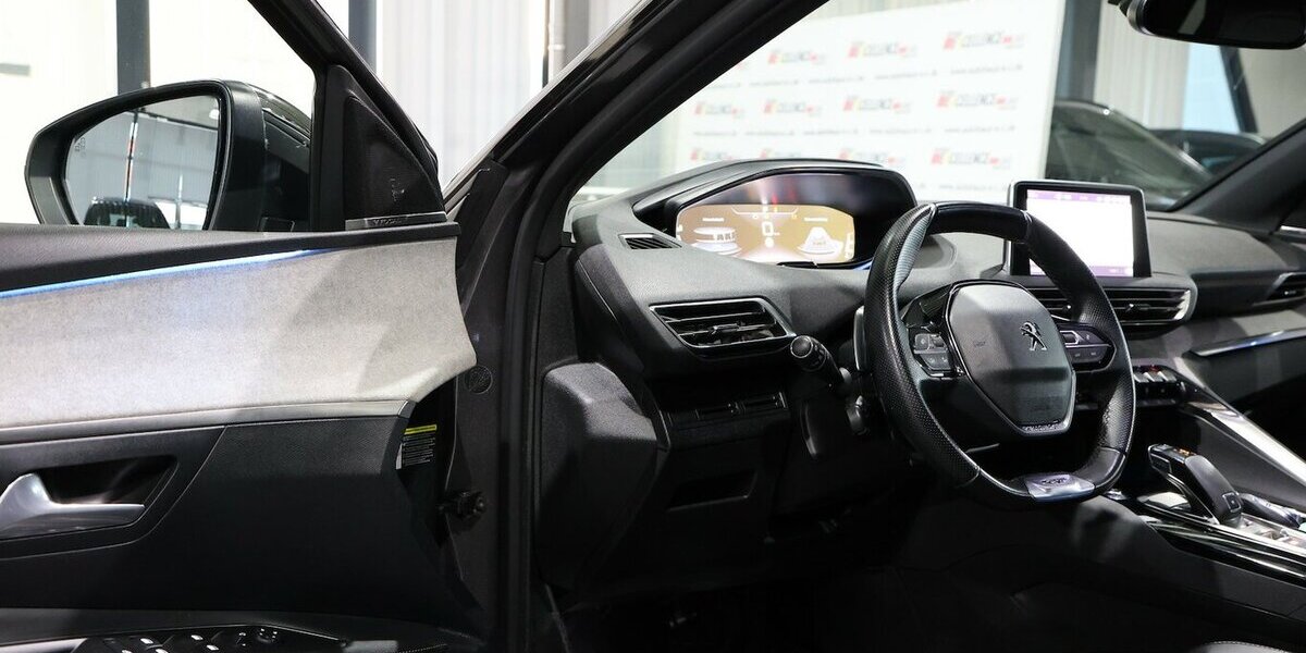 Peugeot 3008 2.0 BLUE-HDI 180 GT-LINE-SPORT / I-COCKPIT 138.000 km 18.777 &euro; Hamm 59077