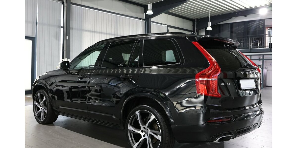 Volvo XC90 T8 P-HEV AWD EXPRESSION R-DESIGN / 7-SITZER 143.000 km 37.777 &euro; Hamm 59077