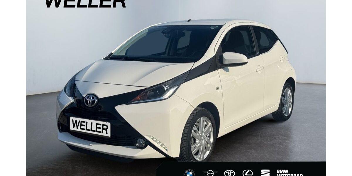 Toyota Aygo (X) 74.070 km 7.380 &euro; Hamm 59067