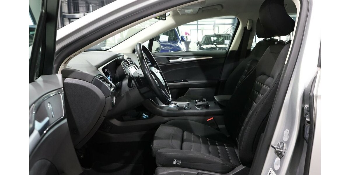 Ford Mondeo Tunier 2.0 EB / LED / NAVI+KAMERA / AHK 124.000 km 15.777 &euro; Hamm 59077
