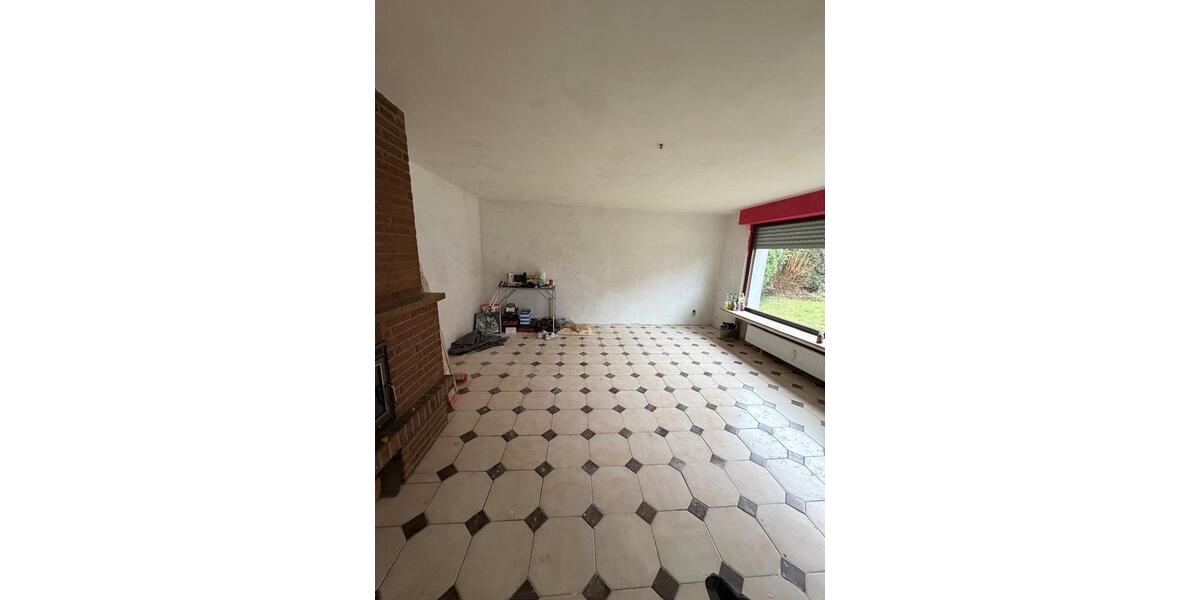 Erdgeschoßwohnung Schwerte - 3 Zimmer, 81 m&sup2;, 220.000&euro; | Angebot:25297046