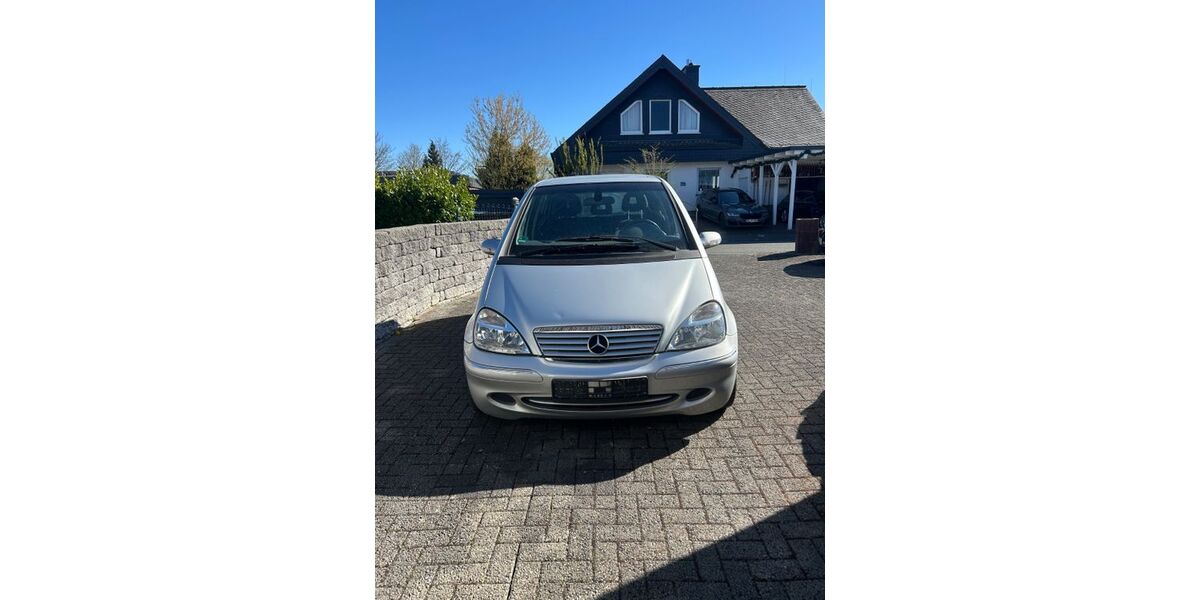 Mercedes-Benz A 160 131.407 km 1.499 &euro; Ense 59469