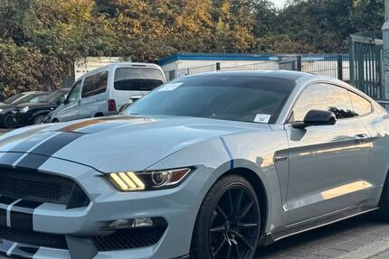 Ford Mustang 124.500 km 29.000 &euro; Dortmund 44379