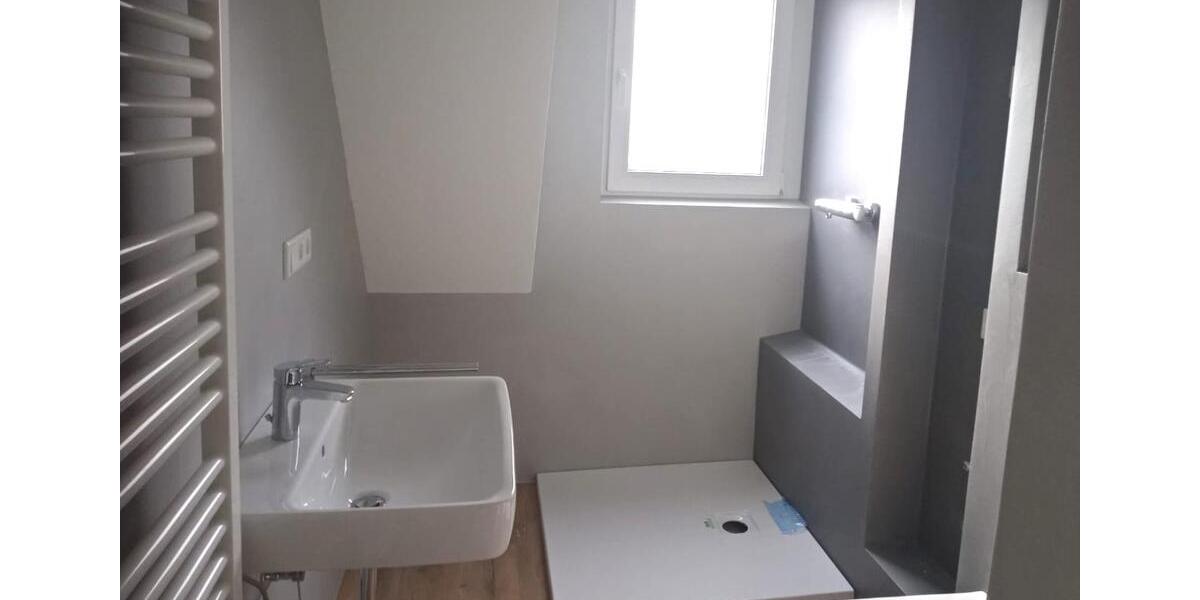 Dachgeschoßwohnung Schwerte - 3 Zimmer, 44 m&sup2;, 550&euro; | Angebot:25590121