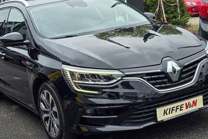 Renault Megane 48.410 km 17.370 &euro; Hamm 59063
