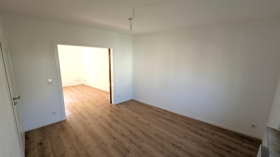 Etagenwohnung Menden (Sauerland) Berkenhofskamp - 4 Zimmer, 85 m&sup2;, 800&euro; | Angebot:25920037
