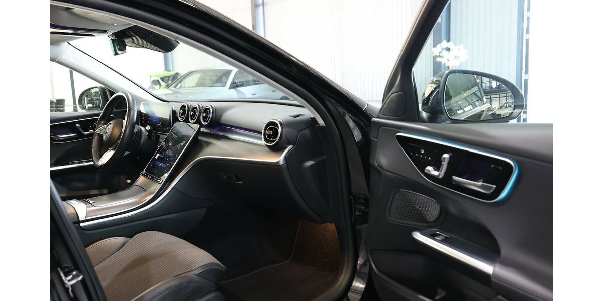 Mercedes-Benz C 220 d T AVANTGARDE ADVANCED / LASER, DISTRONIC 82.000 km 30.991 &euro; Hamm 59077