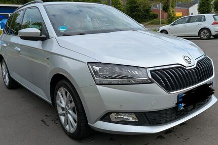 Skoda Fabia 101.500 km 9.950 &euro; Dortmund 44149