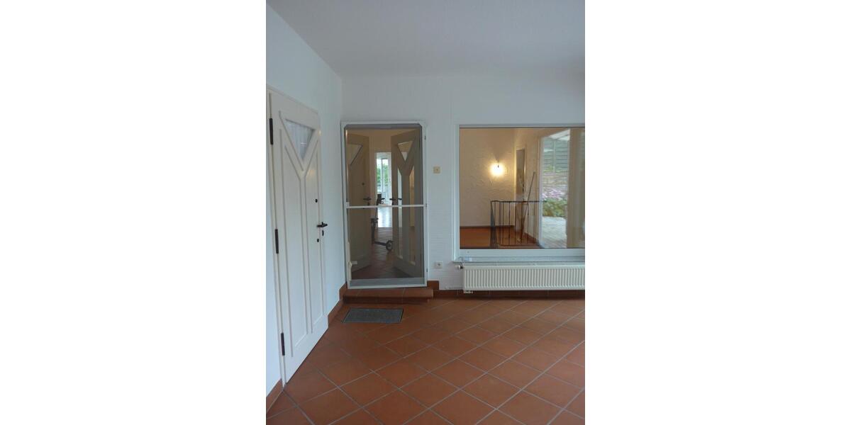 Einfamilienhaus Witten - 8 Zimmer, 250 m&sup2;, 2.000&euro; | Angebot:25392381