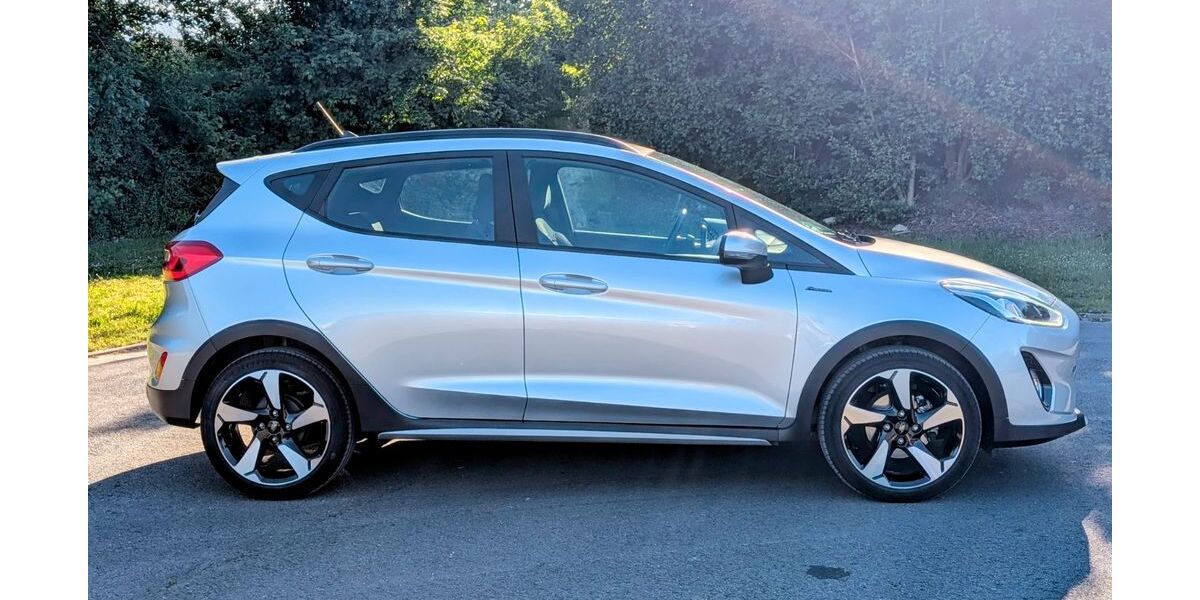 Ford Fiesta 26.700 km 14.800 &euro; Lüdinghausen 59348