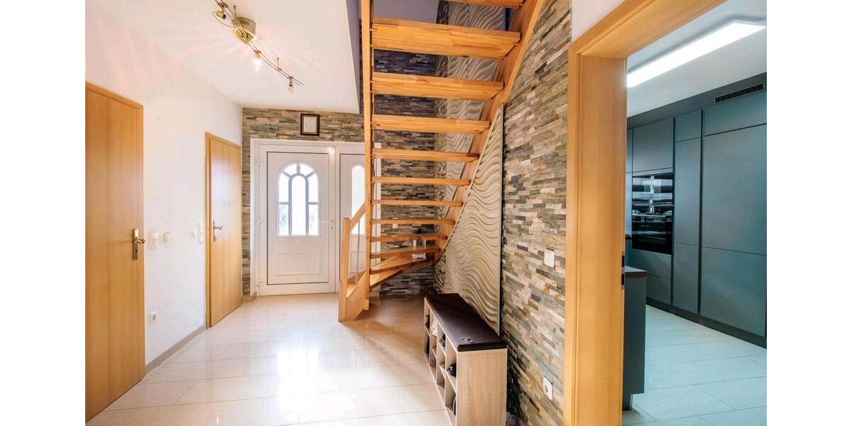 Einfamilienhaus Hagen Hohenlimburg - 7 Zimmer, 138 m&sup2;, 499.000&euro; | Angebot:25903433