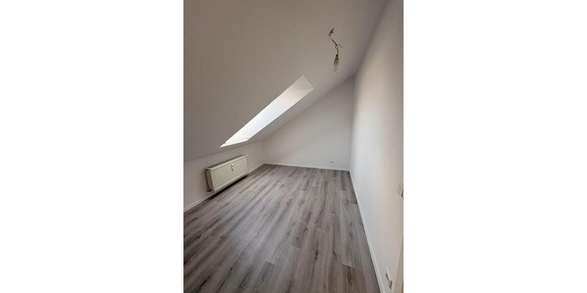 Dachgeschoßwohnung Hamm Herringen - 3 Zimmer, 44 m&sup2;, 440&euro; | Angebot:25839845