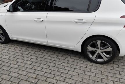 Peugeot 308 91.443 km 7.800 &euro; Ahlen 59227