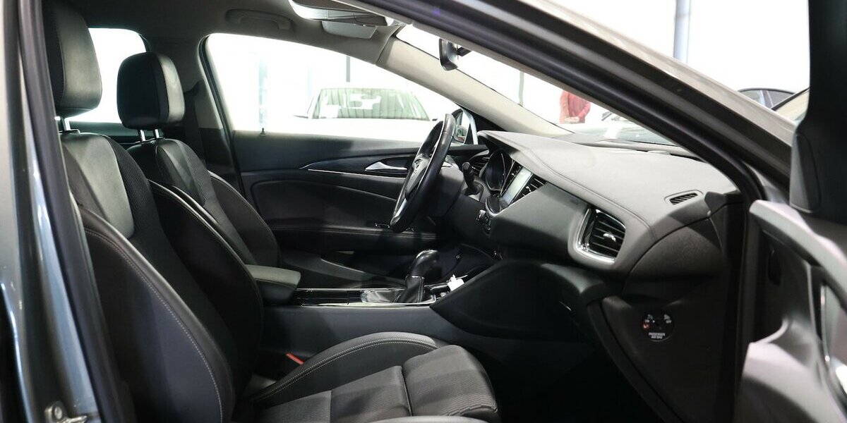 Opel Insignia ST 1.6 D BUSINESS INNOVATION / LED / 79.000 km 15.777 &euro; Hamm 59077