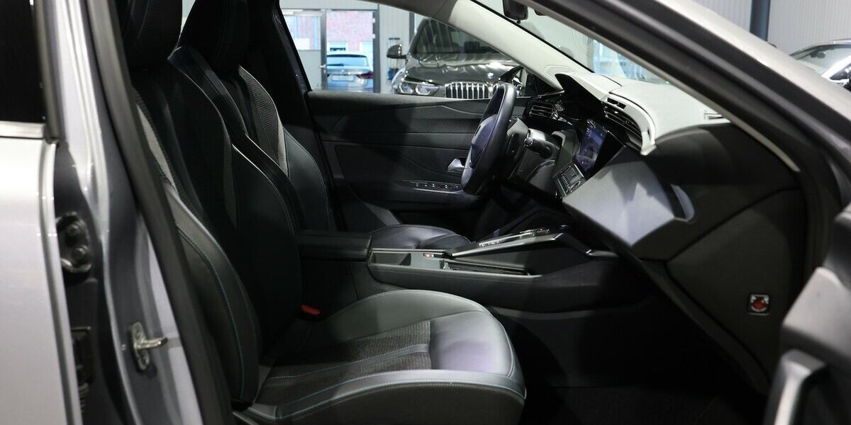 Peugeot 308 SW 130 BLUE-HDI ACTIVE PACK / I-COCKPIT, LED 130.000 km 15.555 &euro; Hamm 59077