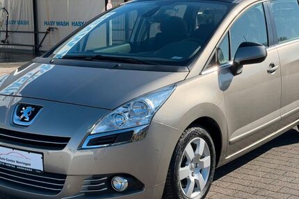 Peugeot 5008 94.000 km 7.590 &euro; Hamm 59067