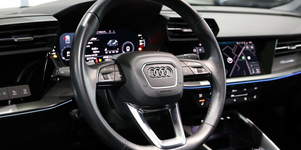 Audi A3 LIMOUSINE 30 TFSI S-LINE MATRIX, VOLL-LEDER 60.000 km 24.777 &euro; Hamm 59077