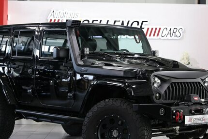Jeep Wrangler 2.8 CRDI 4x4 UNLIMITED SAHARA / AVENGER 80.000 km 34.555 &euro; Hamm 59077