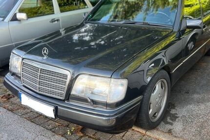 Mercedes-Benz E 220 243.000 km 8.800 &euro; Dortmund 44267