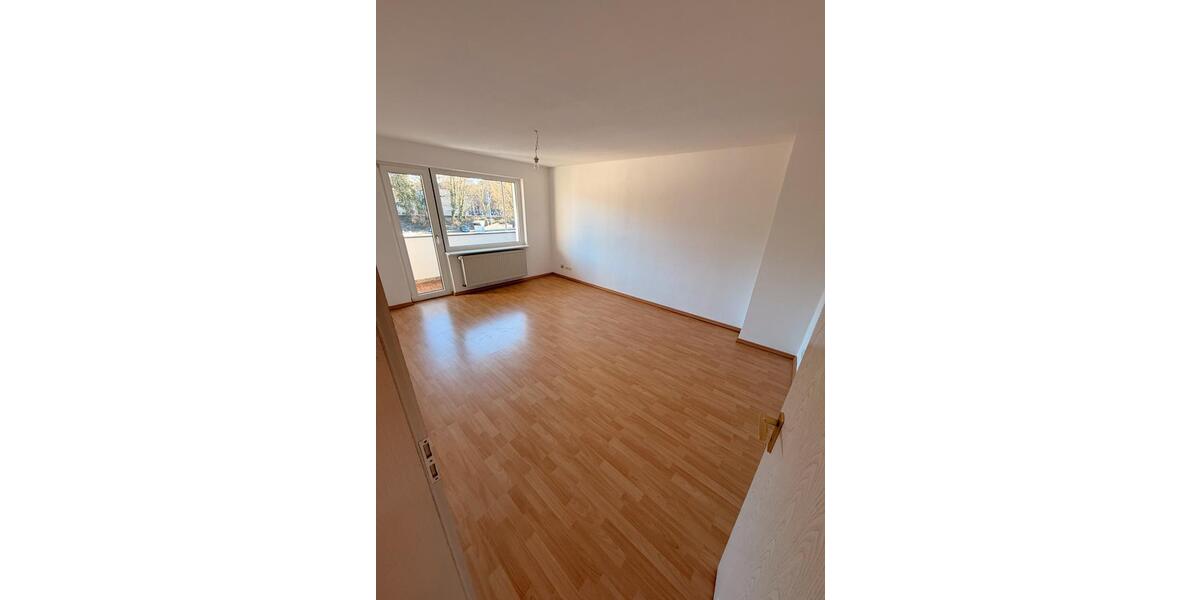Etagenwohnung Dortmund Innenstadt Ost - 2 Zimmer, 76 m&sup2;, 682&euro; | Angebot:25323302