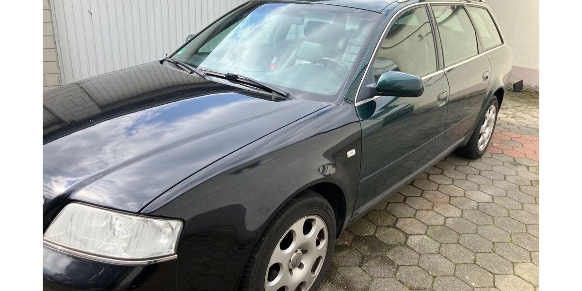 Audi quattro 253.000 km 1.999 &euro; Waltrop 45731