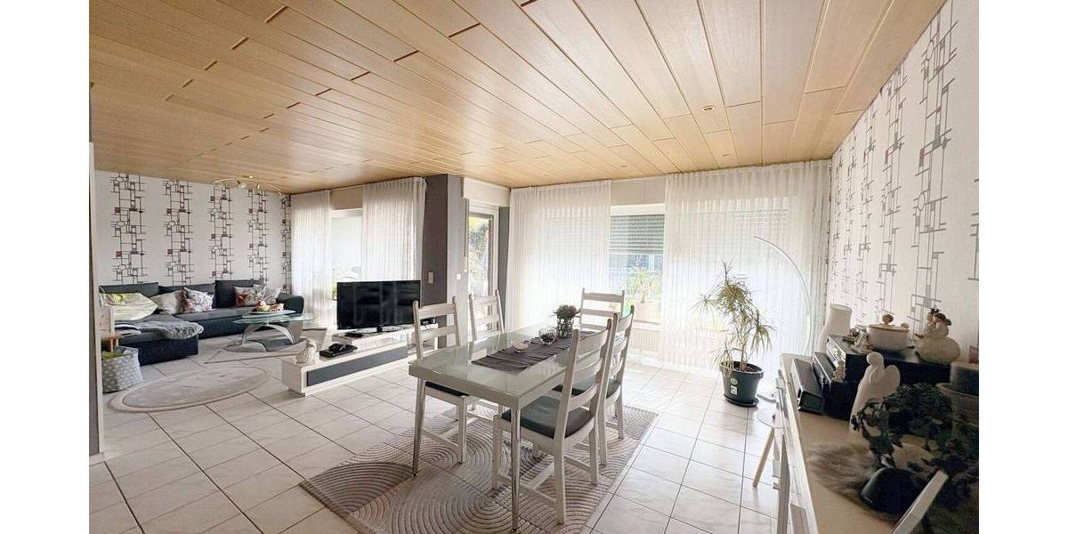 Reihenmittelhaus Ahlen Innenstadt - 5 Zimmer, 131 m&sup2;, 295.000&euro; | Angebot:26015989