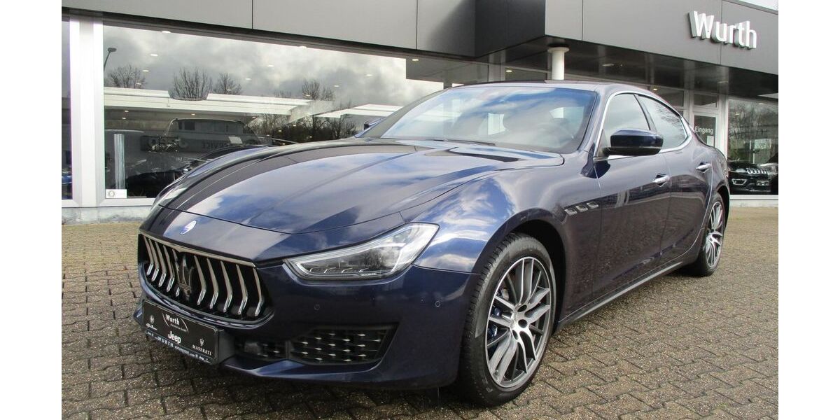 Maserati Ghibli 102.500 km 31.450 &euro; Schwerte 58239