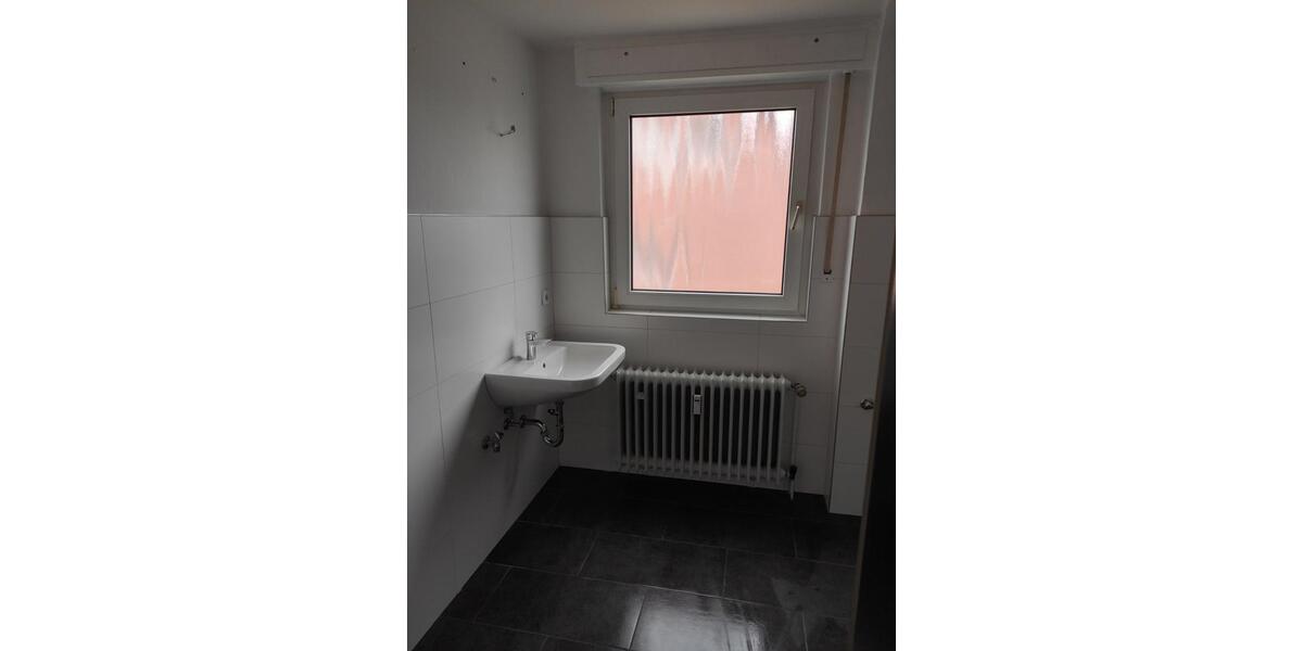 Dachgeschoßwohnung Waltrop - 1 Zimmer, 48 m&sup2;, 450&euro; | Angebot:25640111