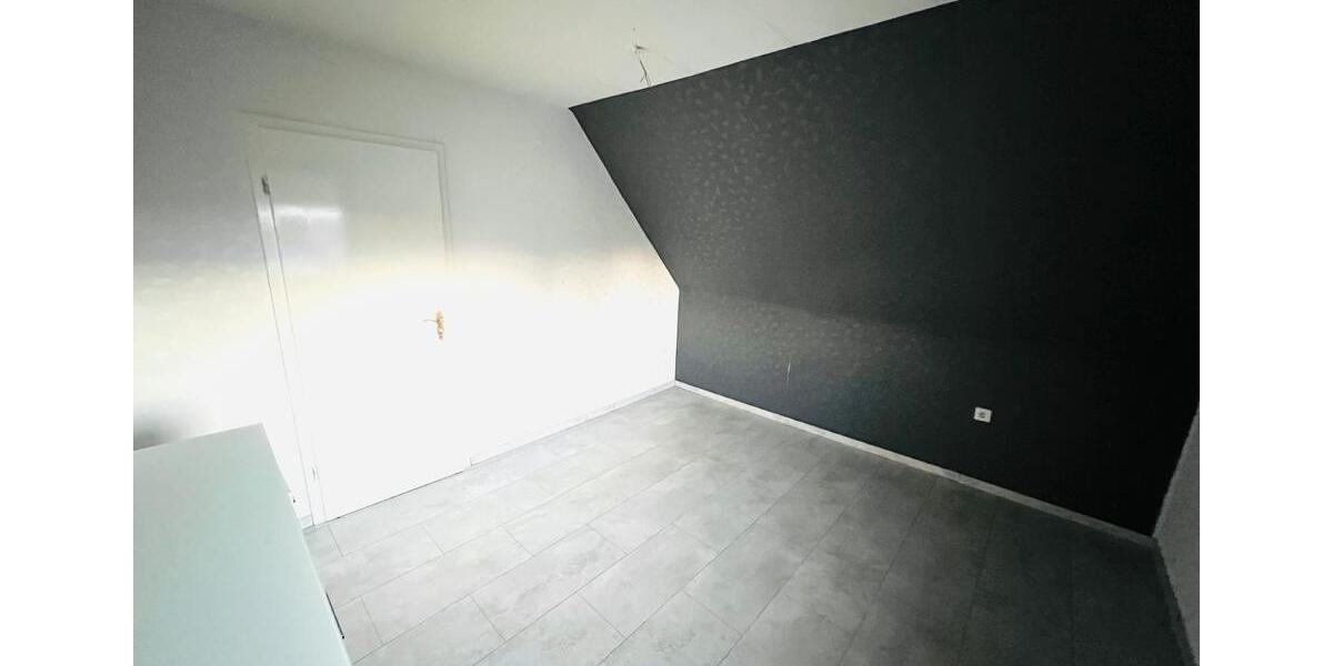 Dachgeschoßwohnung Menden (Sauerland) Bösperde - 4 Zimmer, 80 m&sup2;, 870&euro; | Angebot:26035747