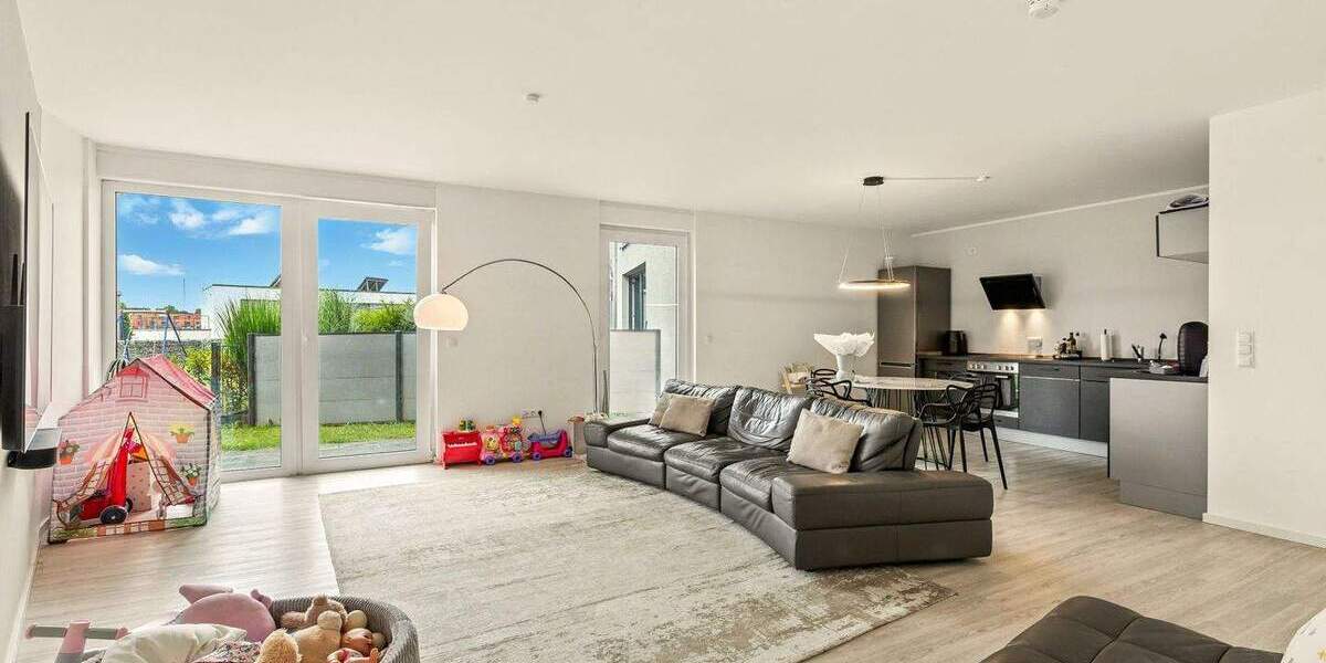 Etagenwohnung Dortmund Schüren - 2 Zimmer, 95 m&sup2;, 395.000&euro; | Angebot:25686867